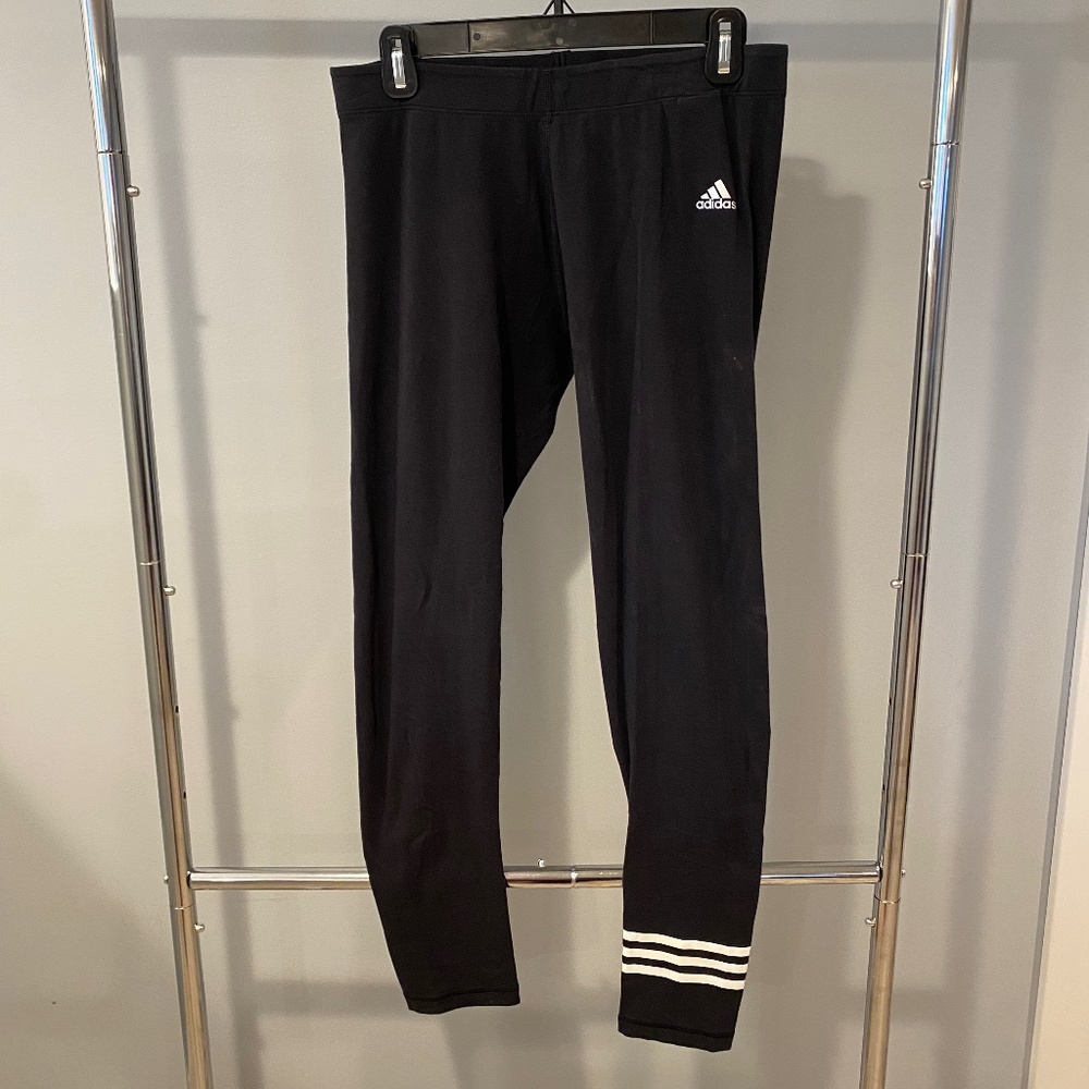 Adidas Essentials 3-Stripes Black Leggings – Women’s Large